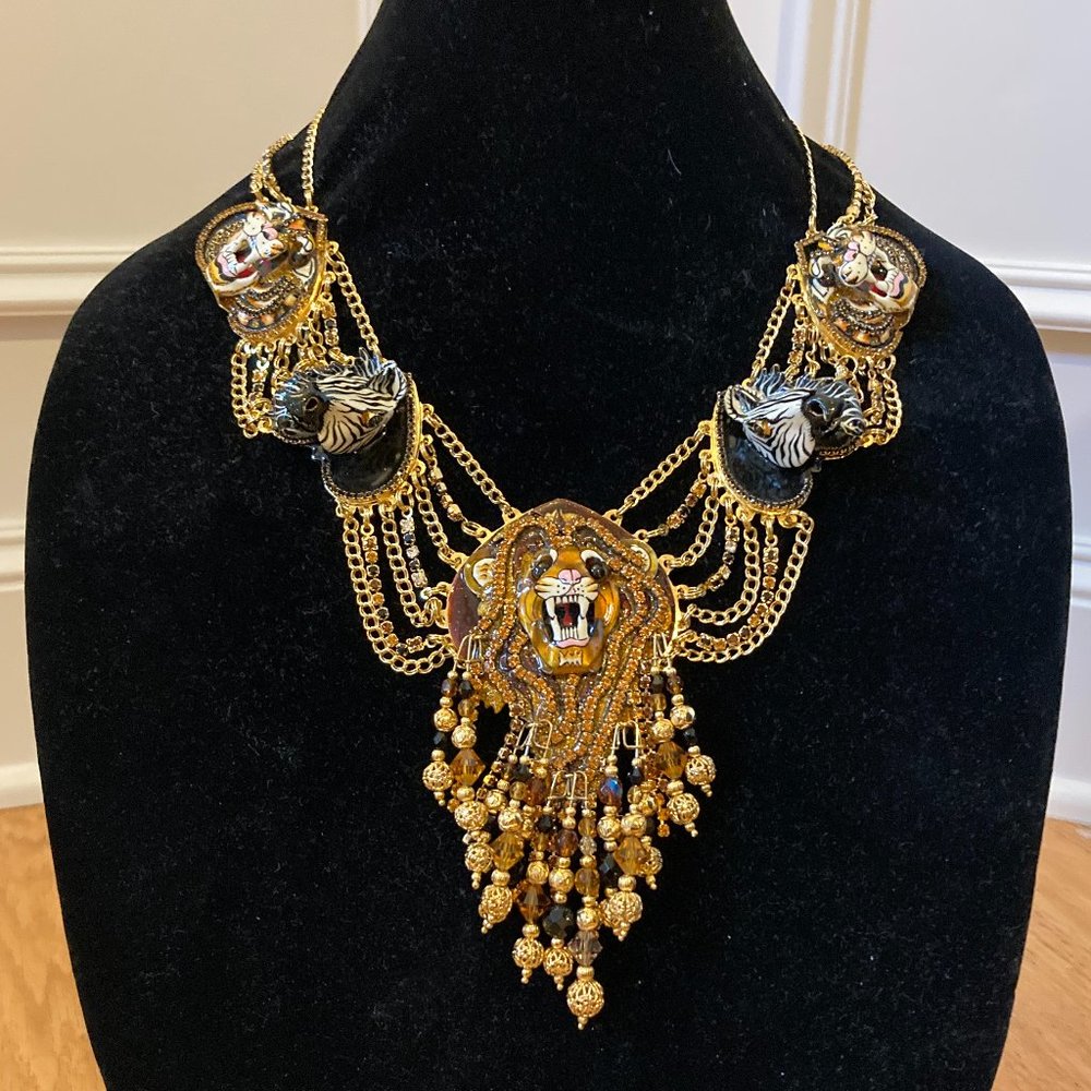 Jungle necklace, Lunch at the Ritz